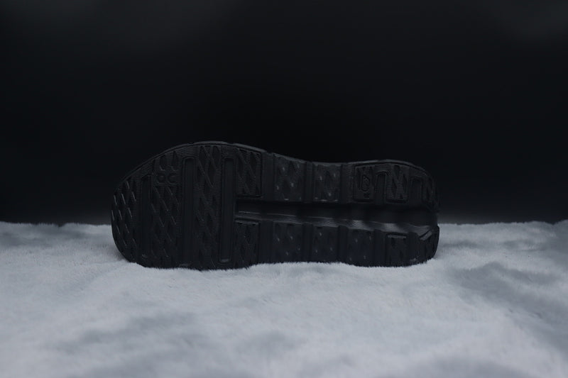 ON Cloudtilt 2 Lifestyle Sneaker