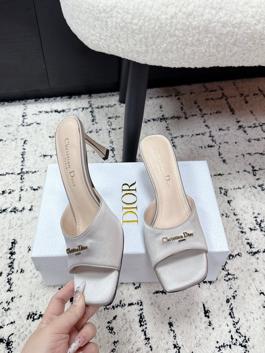 CD Square-Toed Sandal Grey Satin 617521