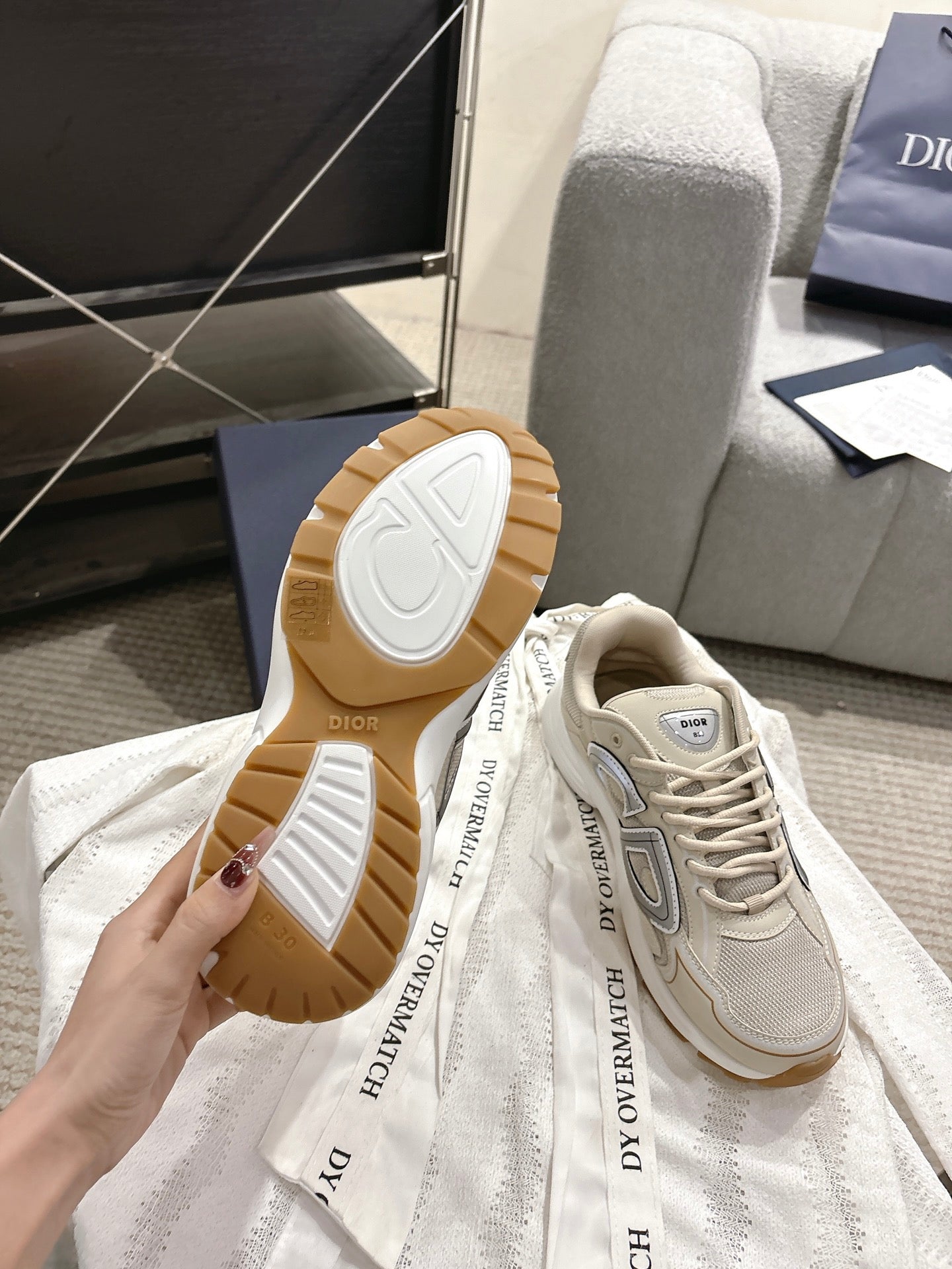 CD B30 Sneakers Beige White Technology Fabric