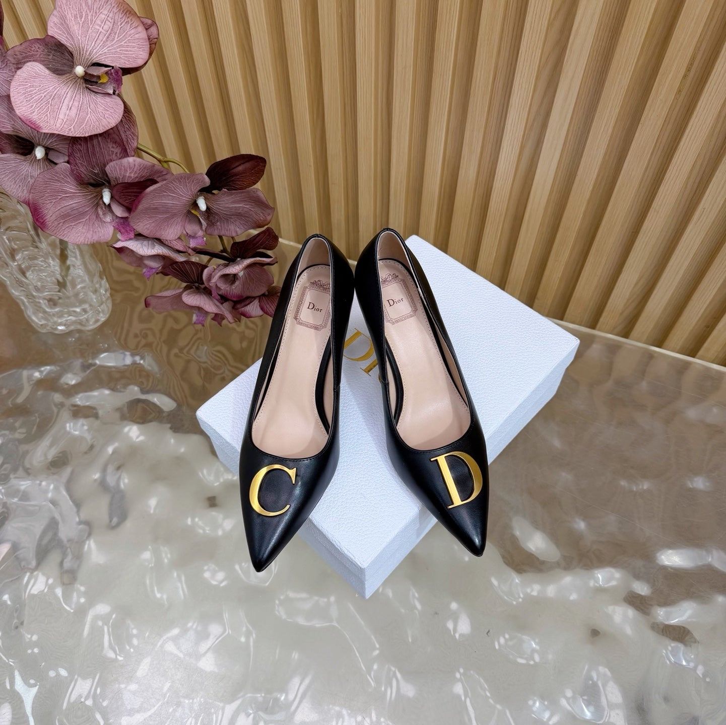 CD Buckle High-Heeled Elegant Shoes 85mm Black Cowhide 537721