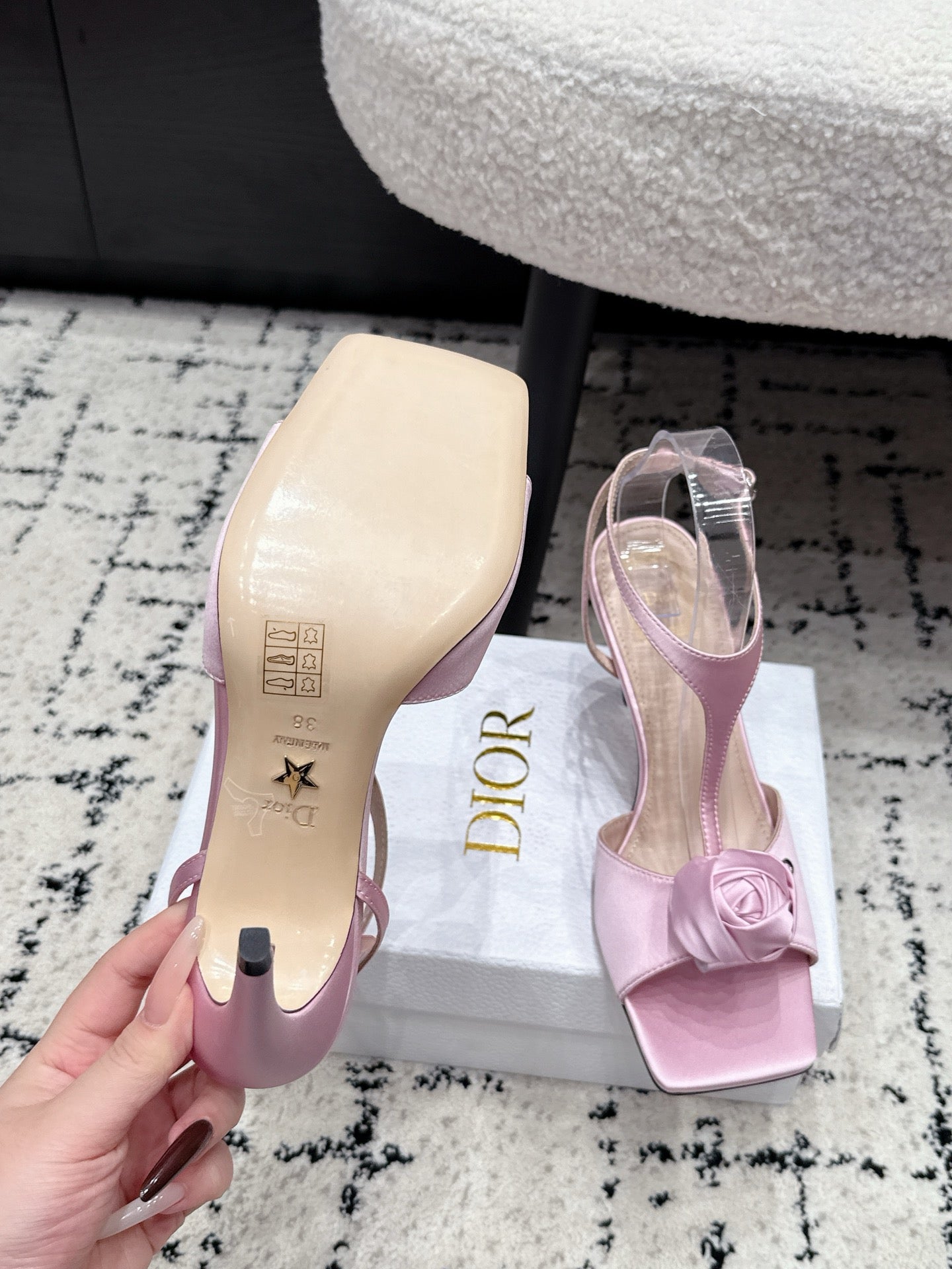 CD 26s Floral High-Heeled Sandals 9cm Light Pink Satin 908245