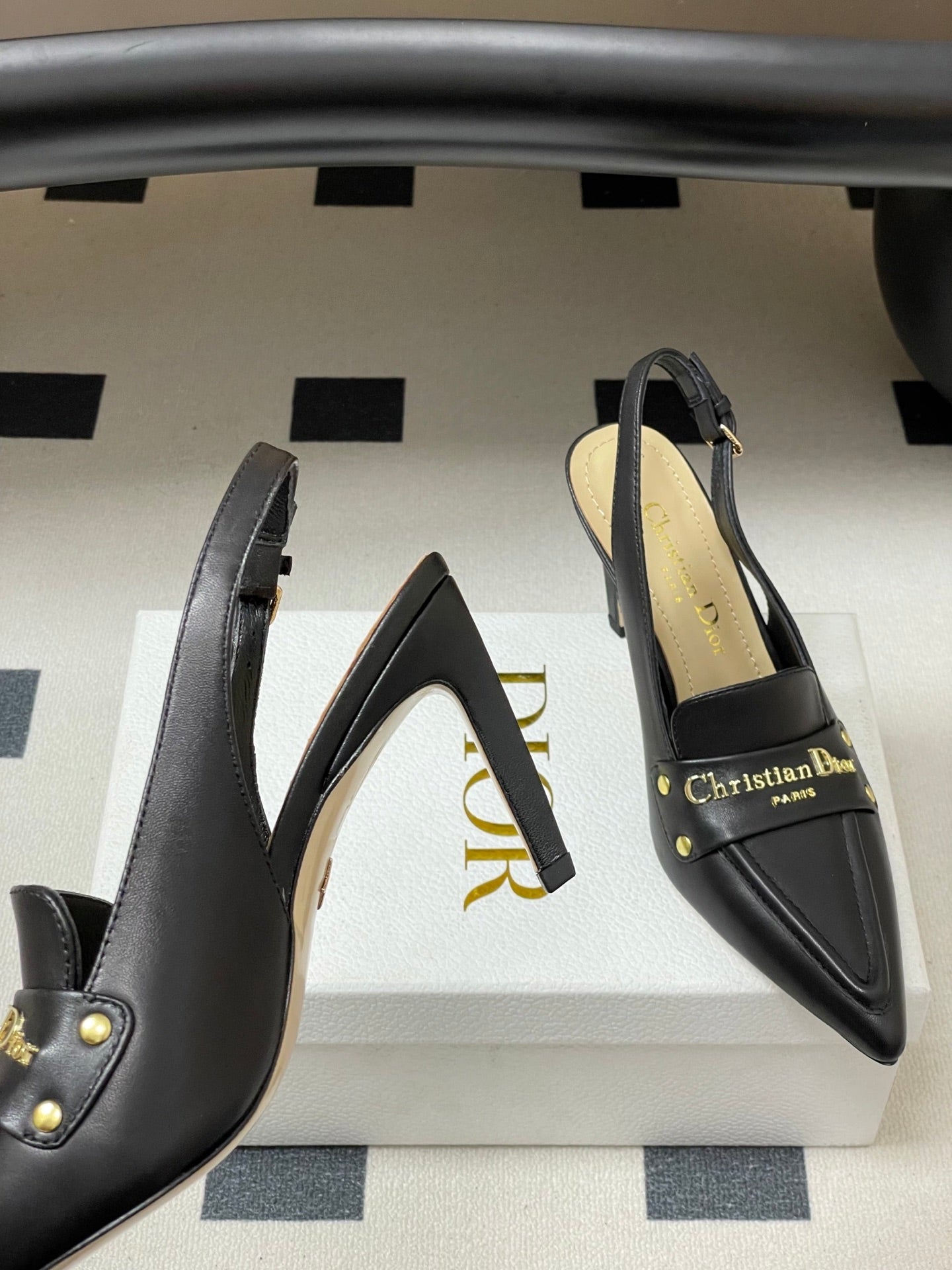 CD Boy Slingback Pump 85mm Black Sheepskin 525832