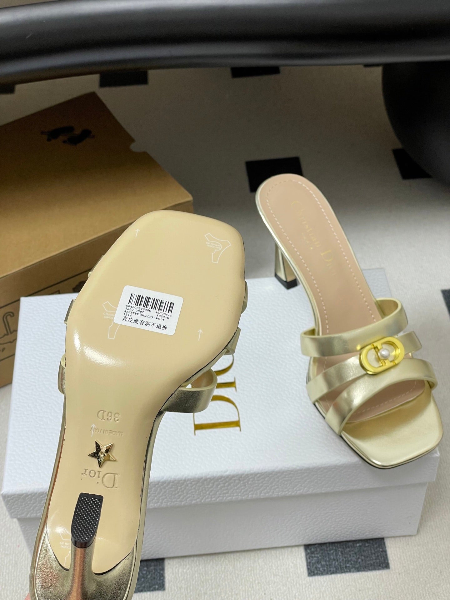 CD 26 High-Heeled Sandals 80mm Gold Metallic Cowhide 632584