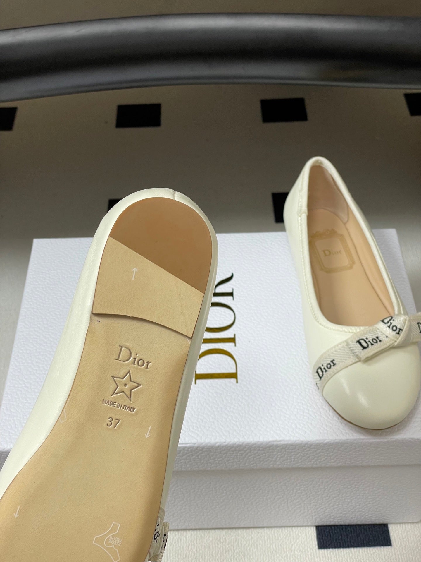 CD J'Adior Ballet Flat Cream Lambskin 834929