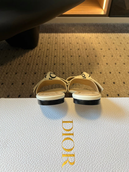 CD 26SS Letter Webbing Flat Sandals White in Fabric 789473