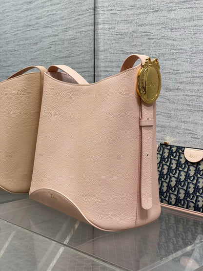 CD Médaillon Bucket Bag 26.5cm Light Pink in Cowhide 155516