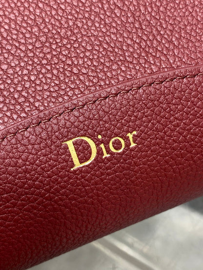 CD Médaillon Bucket Bag 26.5cm Burgundy in Cowhide 155520