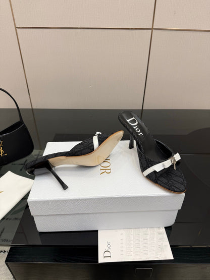 CD 26 Mule Heels 85 Black in Fabric 803243