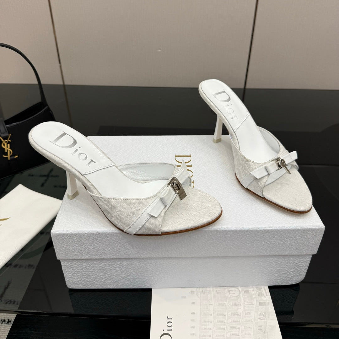 CD 26 Mule Heels 85 White in Fabric 803244