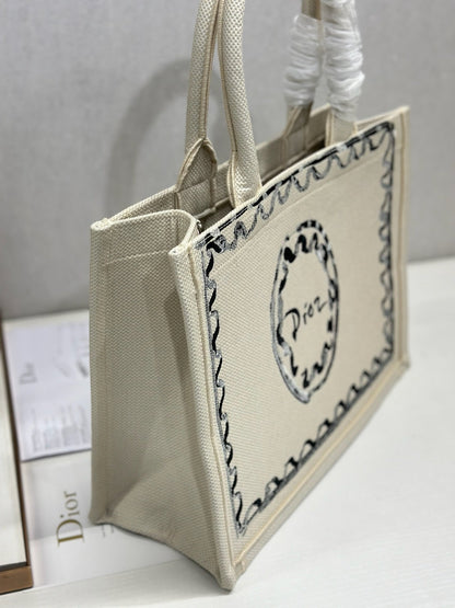 CD Medium Dioriviera Book Tote White Embroidered Canvas 158041