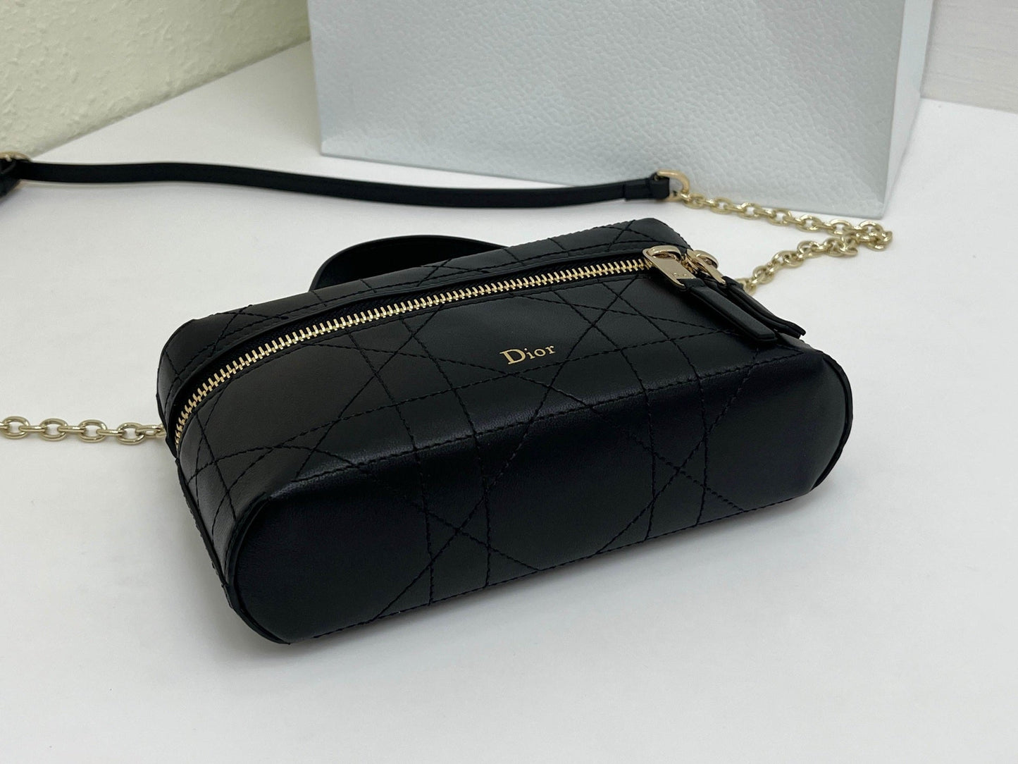 CD Cannage Vanity Chain Bag 19cm Black Cowhide 158120