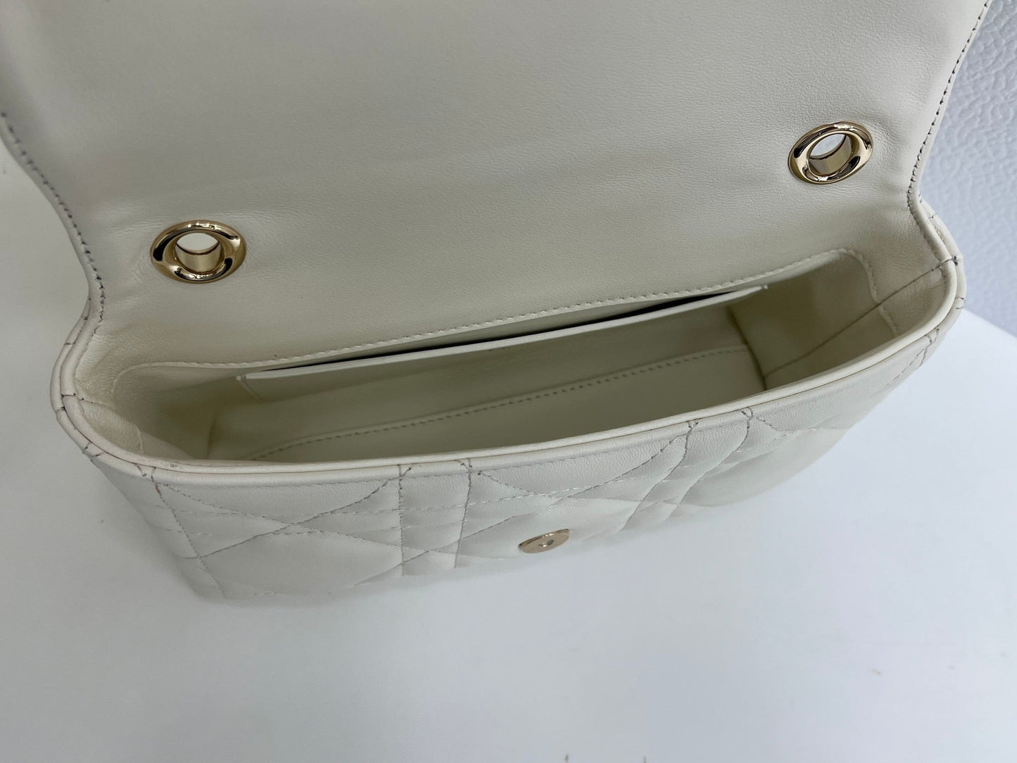 CD My Tender Top Handle Mini Bag 21cm White Macrocannage Leather 159475
