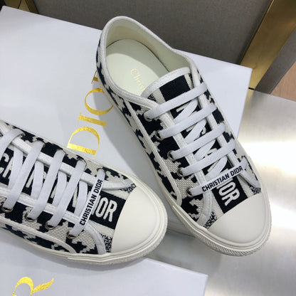 CD 26s Walk'n'Dior Sneaker Black Oblique Embroidered Cotton 966652