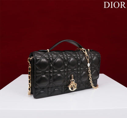 my cd mini 21 black lambskin