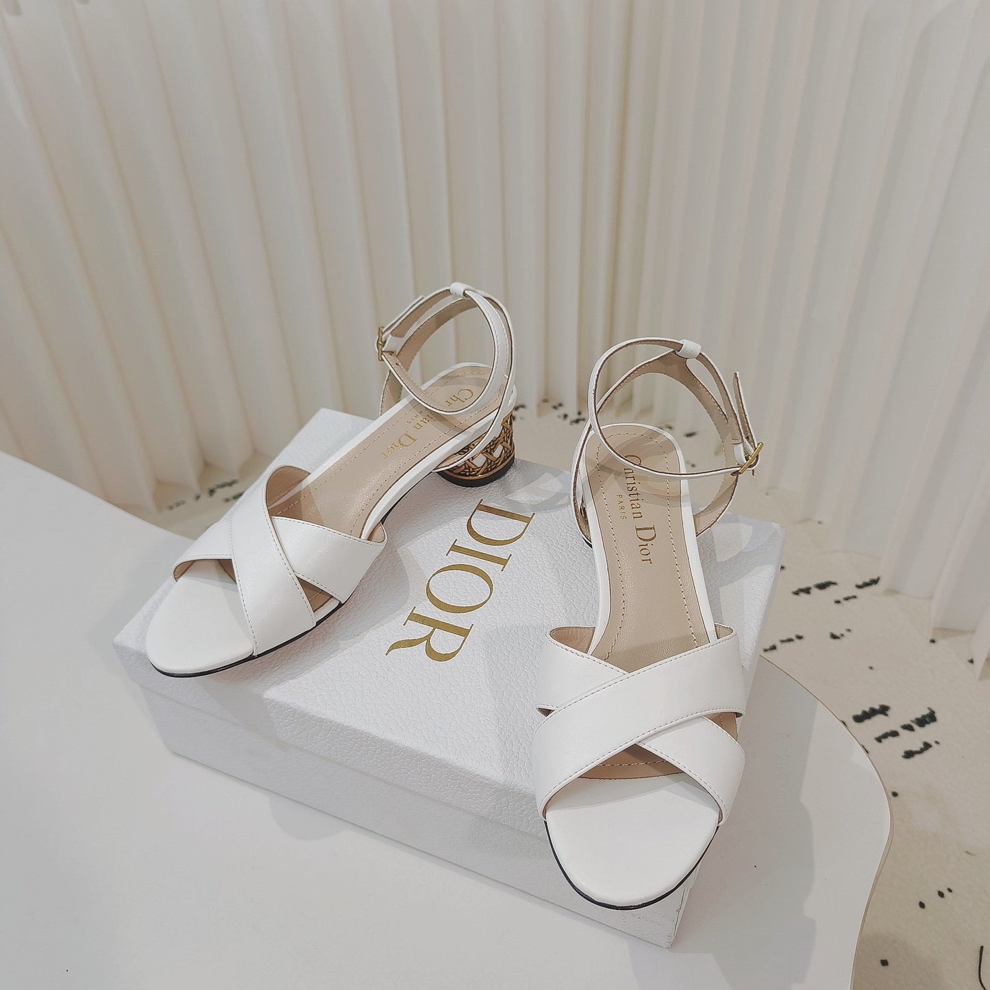 CD 26s Criss-Cross Strap Sandals 4cm Tan Leather 927496
