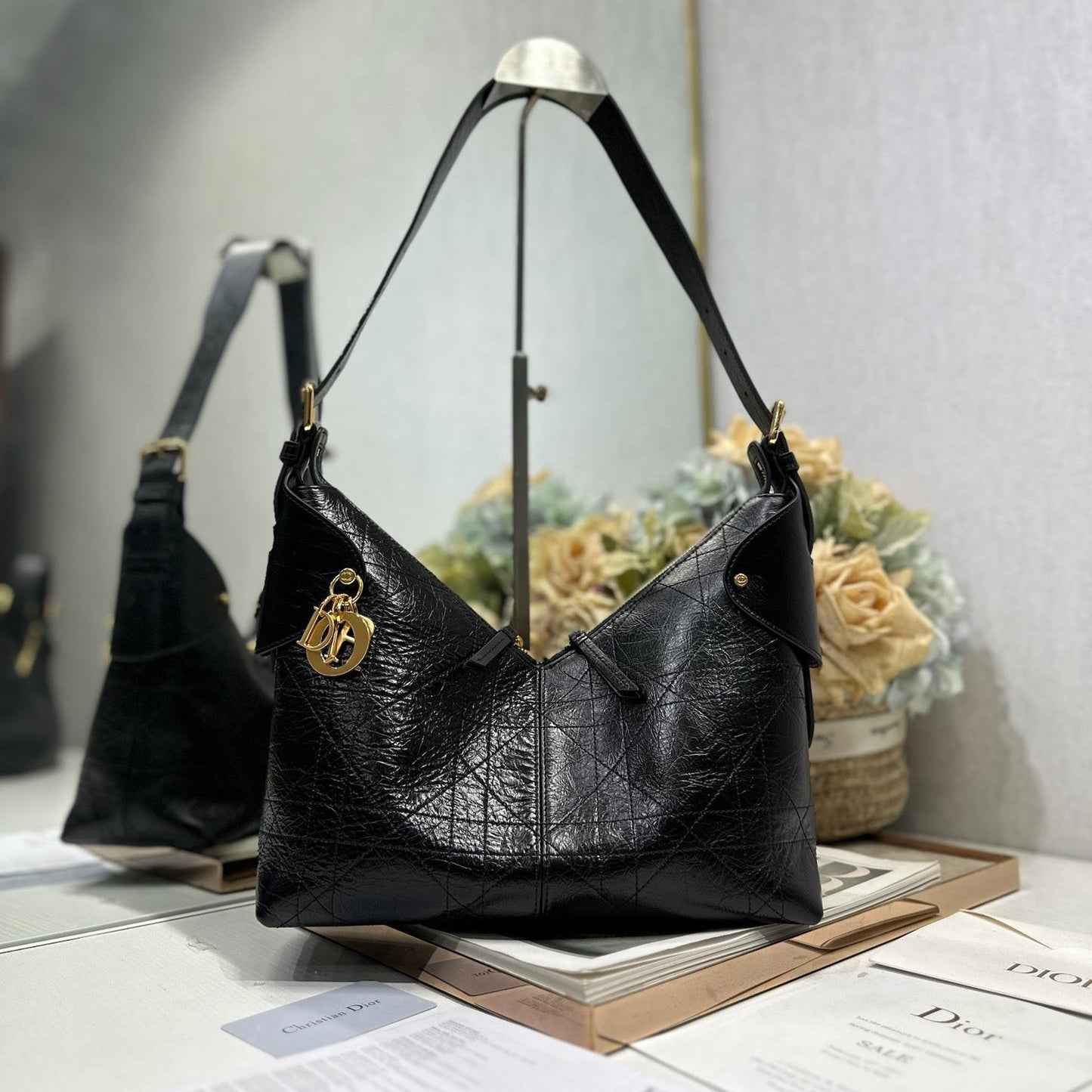 CD Medium Dior Voyage Bag 28cm Black Glossy Macrocannage Calfskin 288634