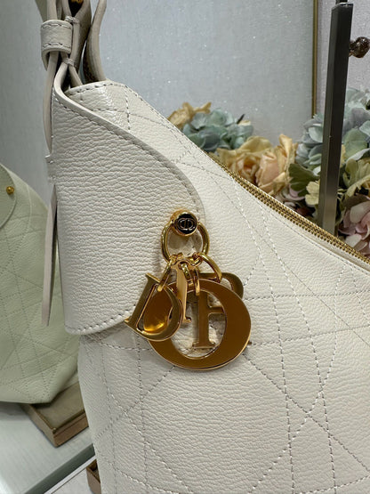 CD Large Dior Voyage Bag 34cm White Macrocannage Calfskin 288641