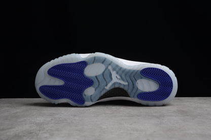 AJ 11 Concord