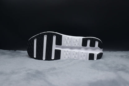 ON Cloudtilt 2 Lifestyle Sneaker