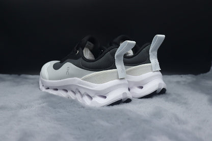 ON Cloudtilt 2 Lifestyle Sneaker