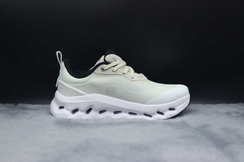 ON Cloudtilt 2 Lifestyle Sneaker