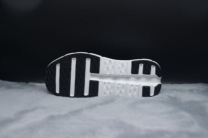 ON Cloudtilt 2 Lifestyle Sneaker