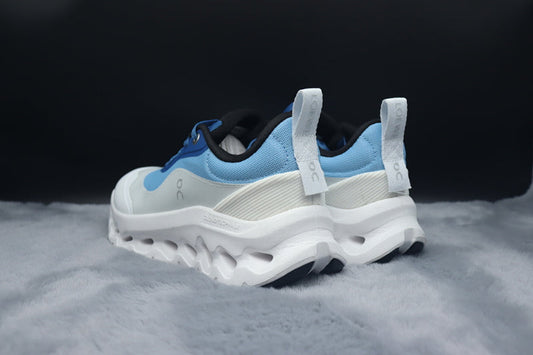 ON Cloudtilt 2 Lifestyle Sneaker