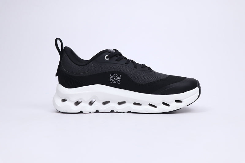 ON Cloudtilt 2 Lifestyle Sneaker