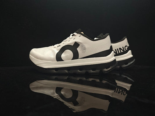 ON Cloudflow 5 Running Shoe