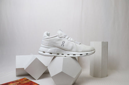 ON Cloudnova