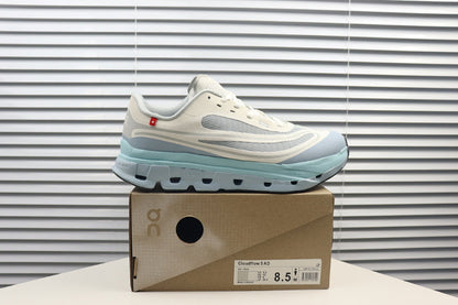 ON Cloudflow 5 Running Shoe
