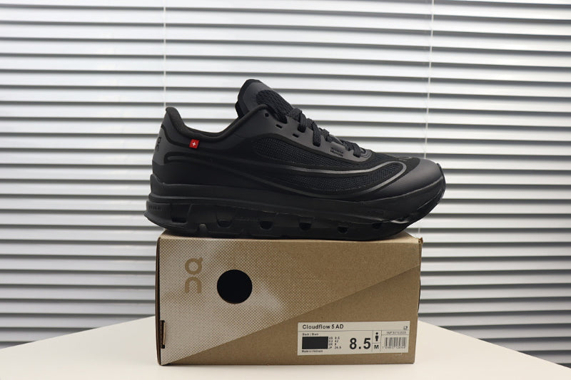 ON Cloudflow 5 Running Shoe