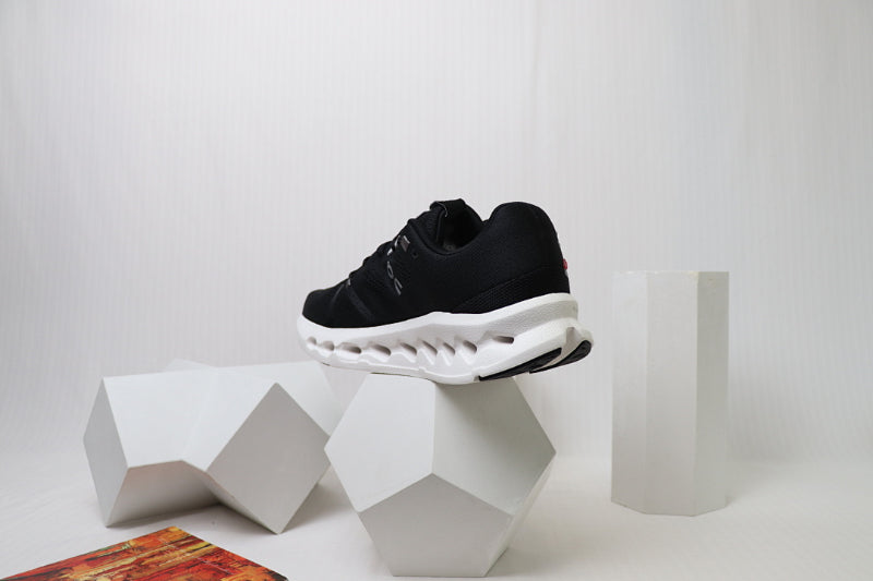 ON Cloudsurfer