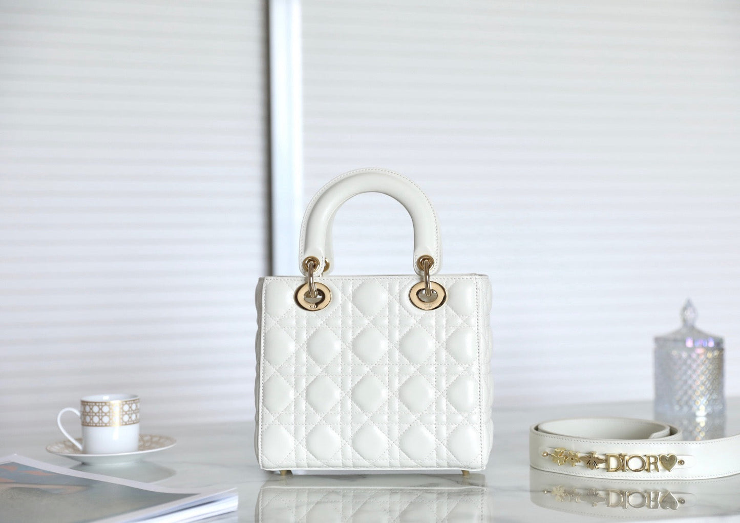 CD Medium Lady 20cm Bag White Calfskin Ghw