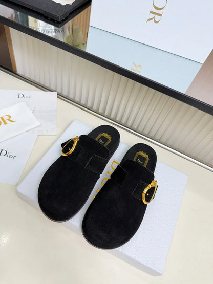 Dior 2026 Medaillon Buckle Mule Suede 911606