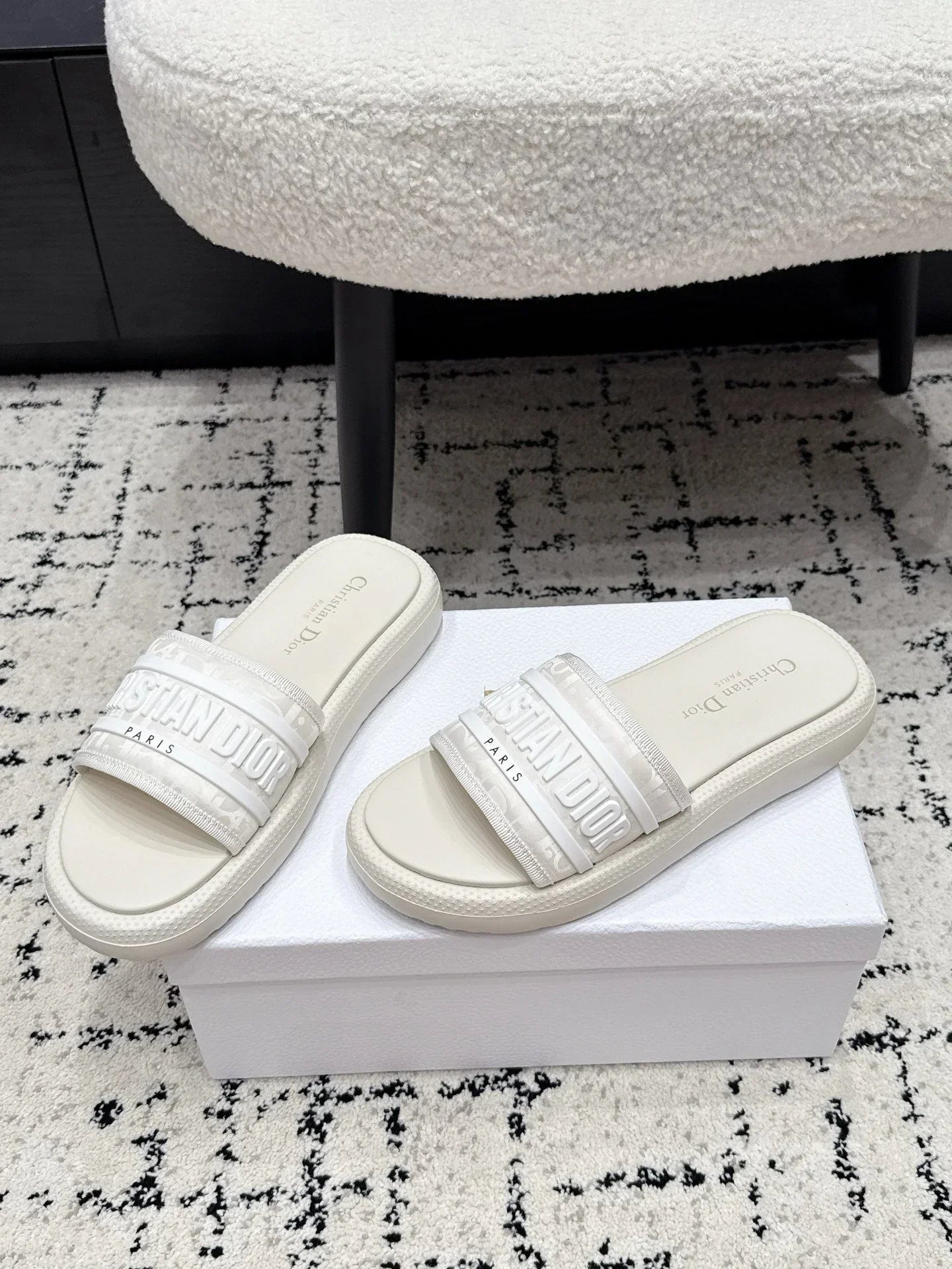 Dior 2026 Embroidered Platform Sandals Fabric Leather 924817