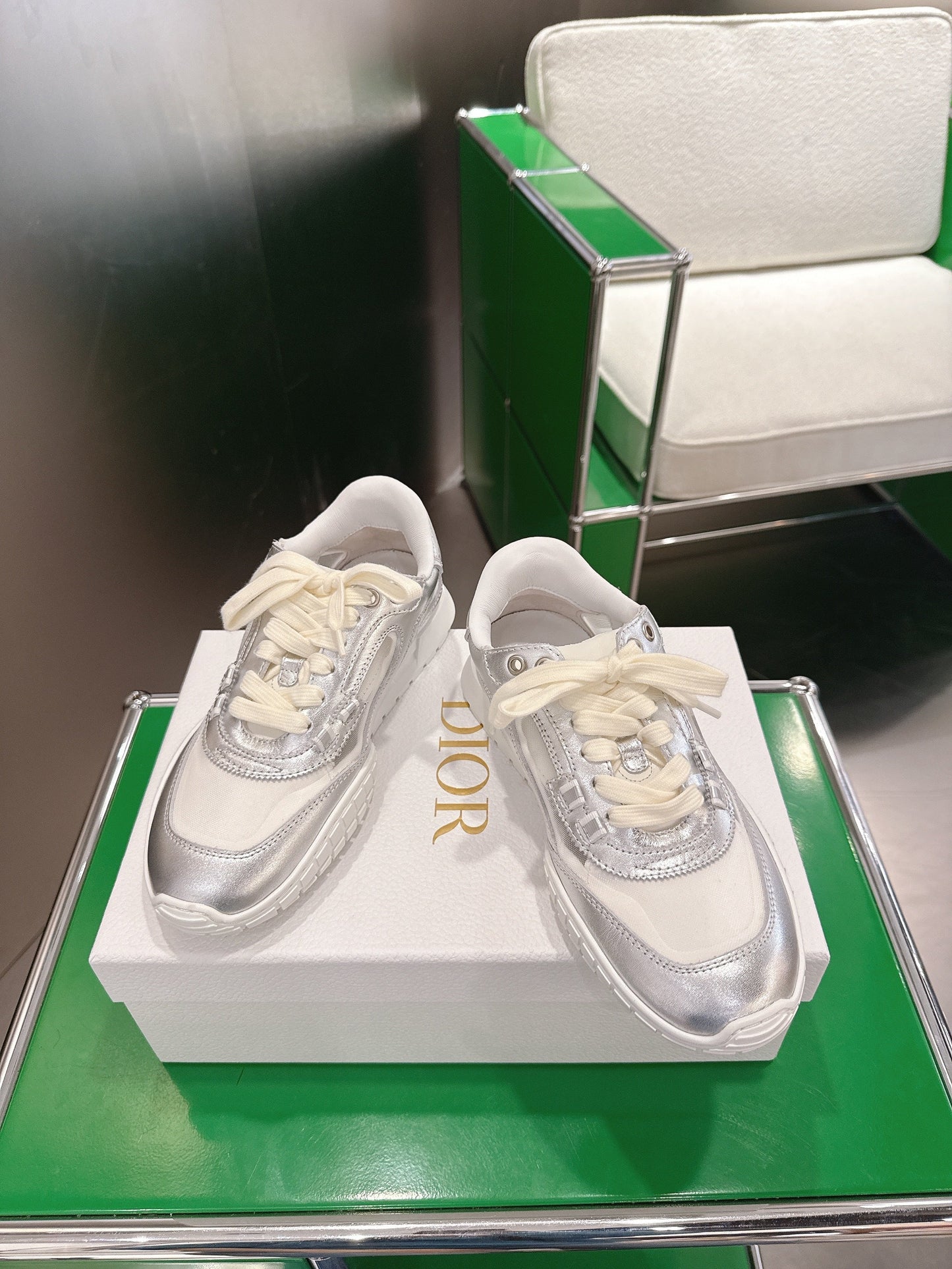 CD Tech Sneakers White Sliver Cowhide Mesh 562670