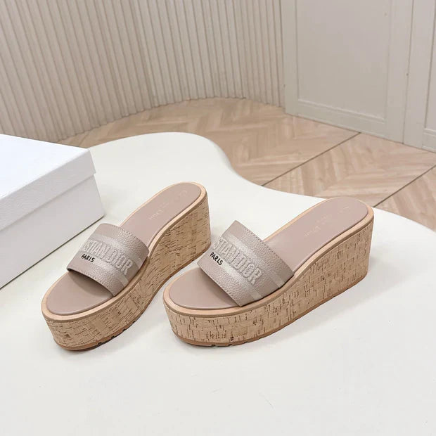 CD 26s Platform Sandals 85 Nude Cowhide 643778