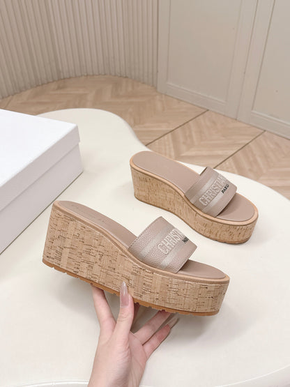 CD 26s  Platform Sandals 85 Nude Cowhide 643778