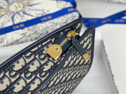 CD 30 Montaigne Dea Pouch 26cm Blue Jacquard  258619
