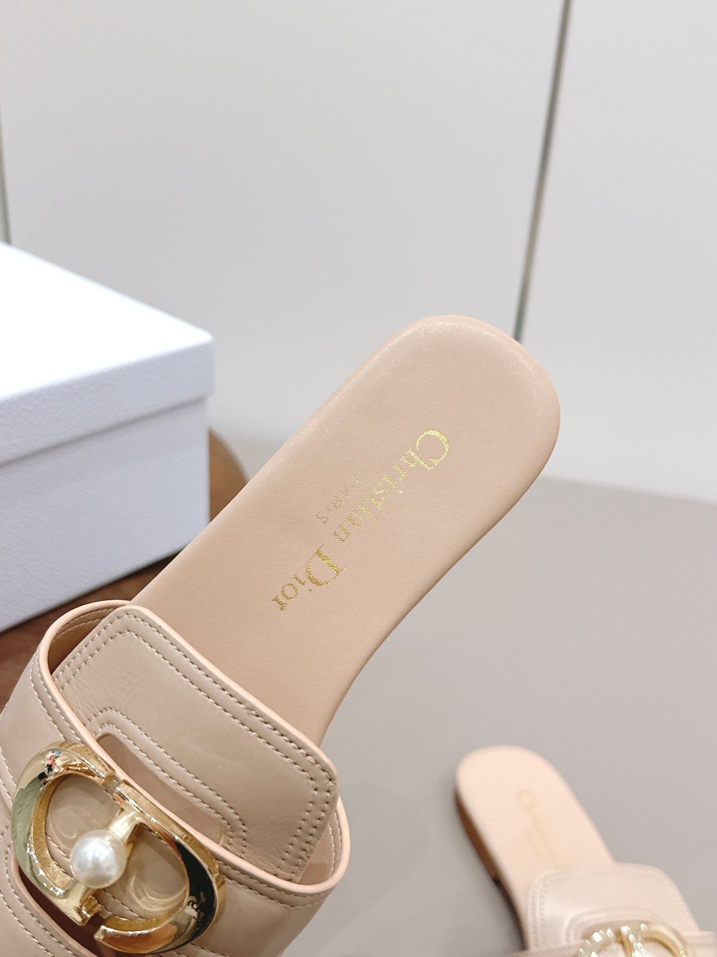 CD 30 Montaigne Slide Beige Calfskin 738231