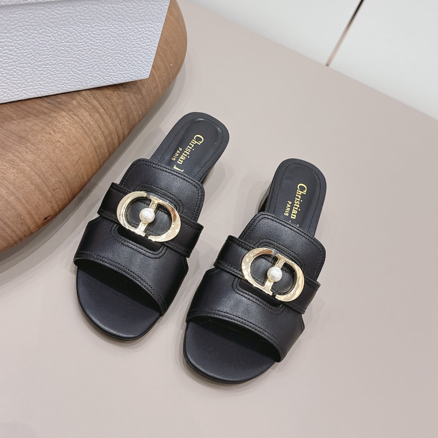 CD 30 Montaigne Sandal 4.5cm Black Calfskin 738226