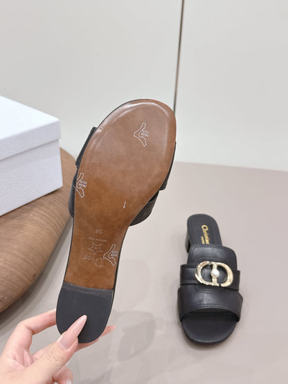 CD 30 Montaigne Sandal 4.5cm Black Calfskin 738226