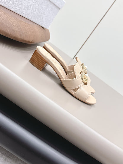 CD 30 Montaigne Sandal 4.5cm Beige Calfskin 738227