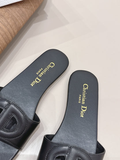 CD 26s Round-Toe Slide Sandals Black Calfskin 738237