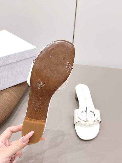CD 26s Round-Toe Sandals 4.5cm White Calfskin 738236