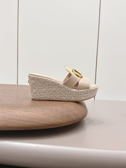 CD 30 Montaigne Wedge Slides 8cm Light Beige Calfskin 738319