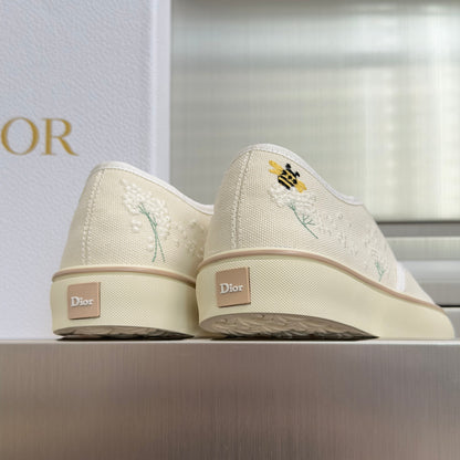 CD 26s Saltwind Sneakers Cream Canvas 920080