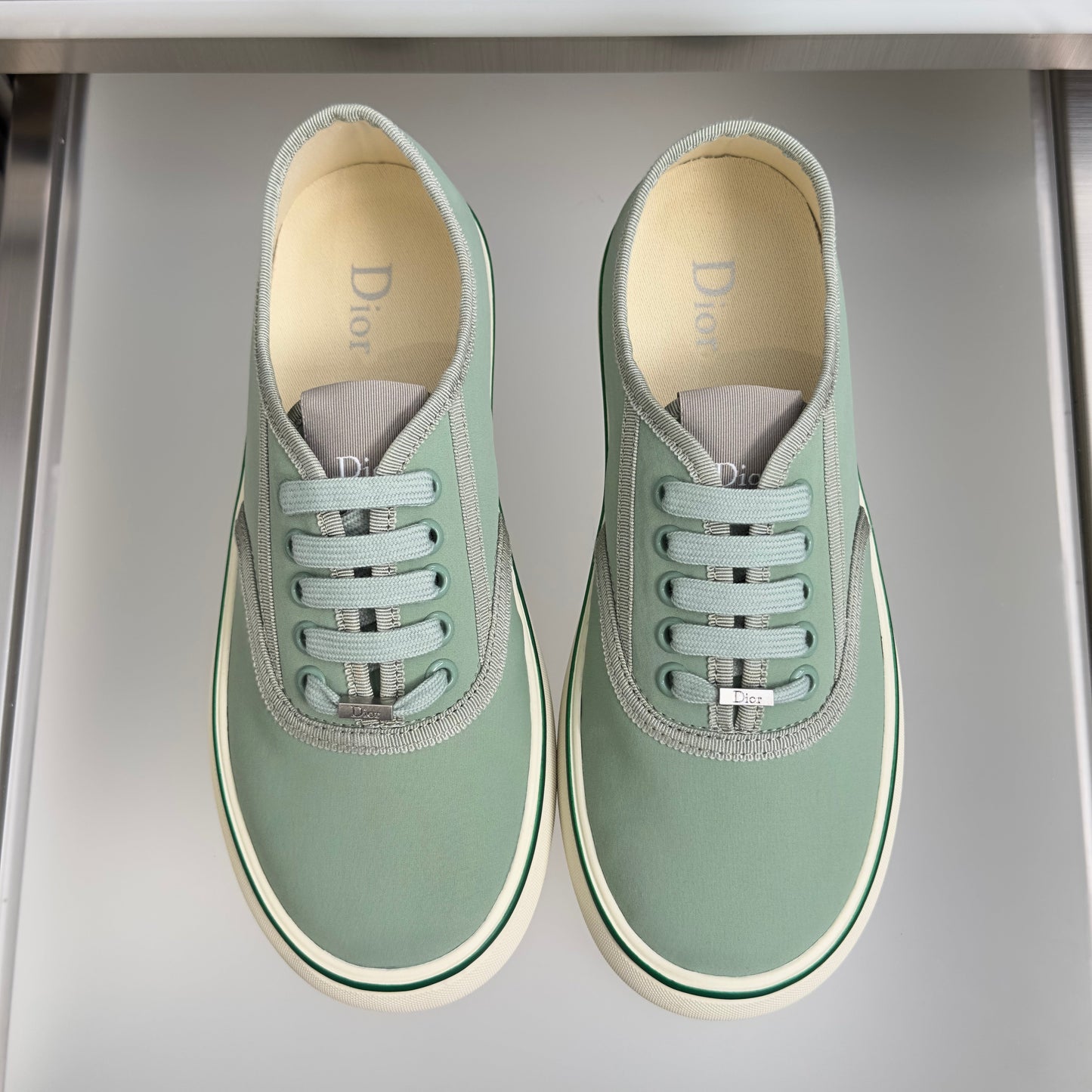 CD 26s Saltwind Sneakers Cedar Green Canvas 920082
