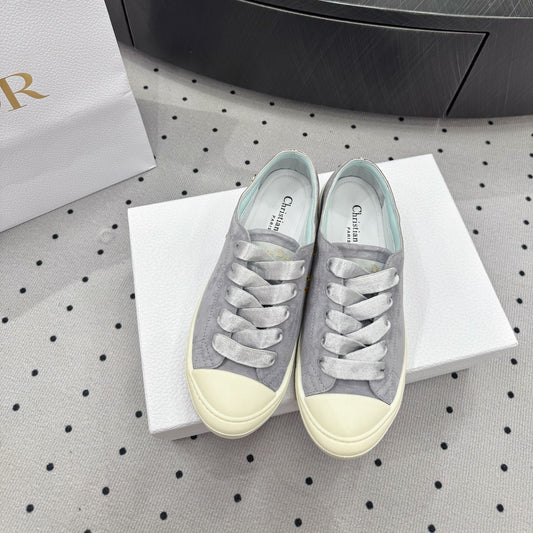 Dior Lucky Sneaker Grey Suede 618072